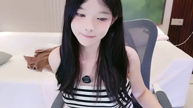 EnEn_xiaobao stripchat live cam model