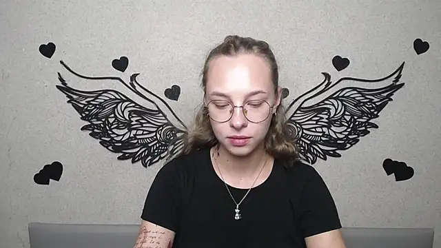 SteshaGlass stripchat live cam model