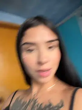 Shalom_pink17 stripchat live cam model
