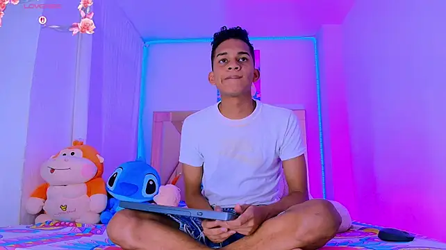 dilan_alfonzo stripchat live cam model