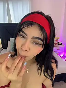 Lily_Woodz stripchat live cam model