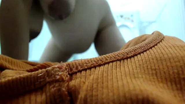 EllyseJenner stripchat live cam model