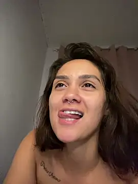 carolsapequinha stripchat live cam model