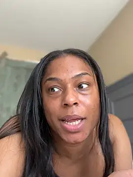 CandyLuxxxx stripchat live cam model