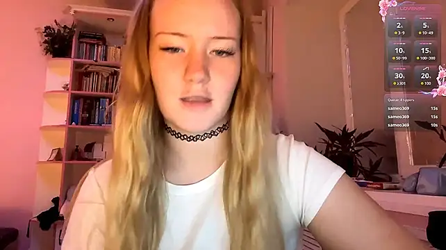 LisiKiss stripchat live cam model