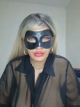 Lonalonaa9 stripchat live cam model