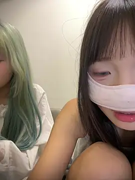 Rocket-Girl stripchat live cam model