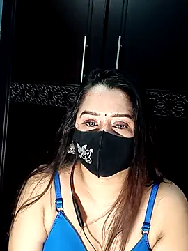 Sexy-choko-02-L stripchat live cam model