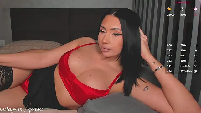 qsstess stripchat live cam model
