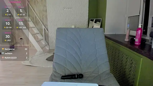 emilia_mur stripchat live cam model