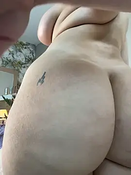 MiaFarkash stripchat live cam model
