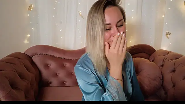 cutie_xoxo_ stripchat live cam model