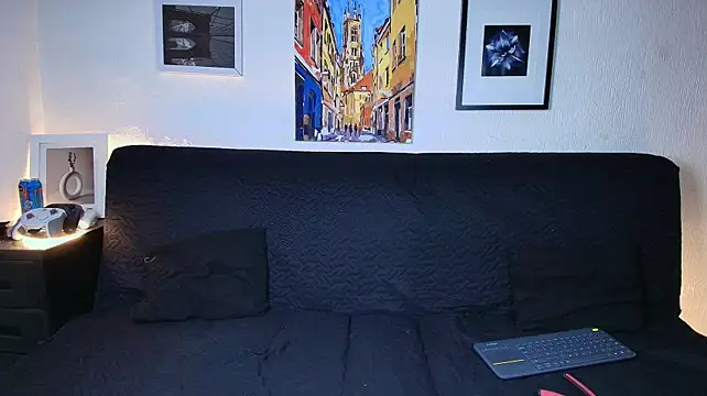 SR_EMILIOCUM stripchat live cam model
