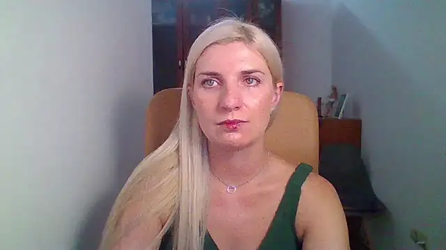 Dream_Velour stripchat live cam model