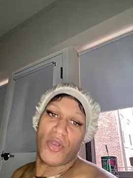 Xzotiq stripchat live cam model