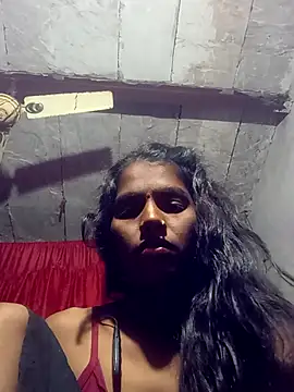 Hotmanisakoli stripchat live cam model