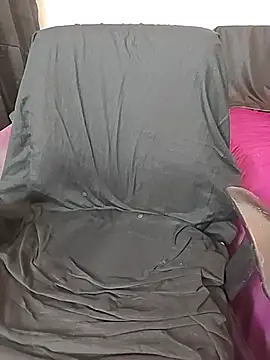 _in_v_a_n_i_ll_a stripchat live cam model