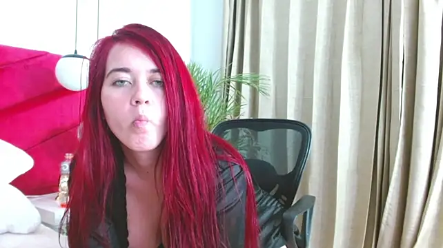 Sophie_ponce stripchat live cam model