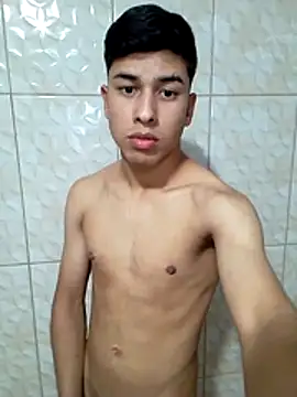 sss020 stripchat live cam model