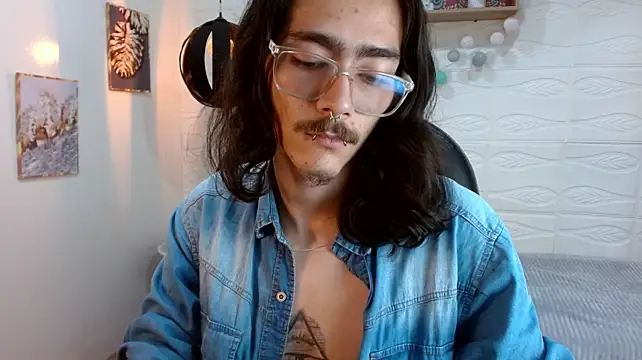 bigcock_robert stripchat live cam model