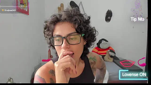 natt_op stripchat live cam model