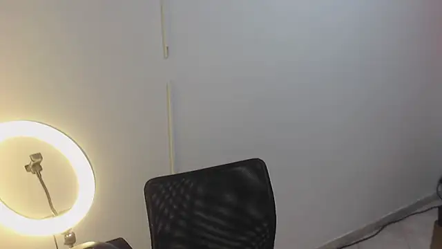 adara_cute_69 stripchat live cam model