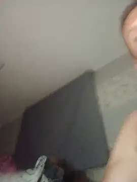 liderek83 stripchat live cam model