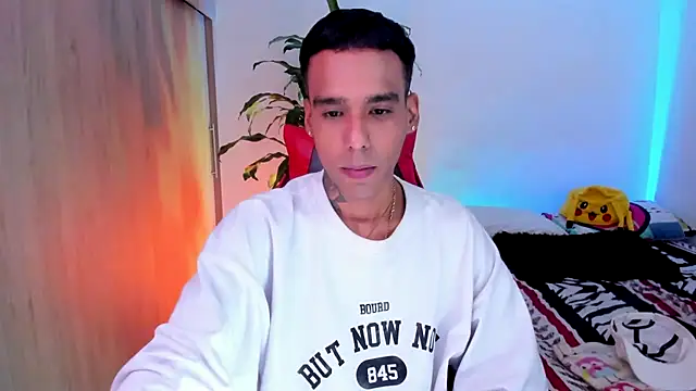 Damianwhite stripchat live cam model