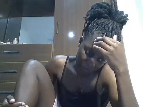 zainaxxxxx stripchat live cam model