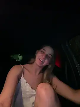 DoriDelux66 stripchat live cam model