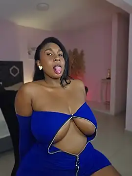HanaThompson stripchat live cam model