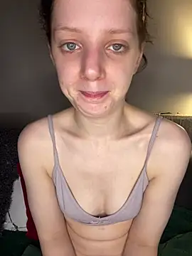 Tatum-Bear stripchat live cam model