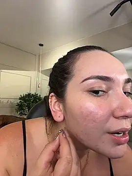 ava_blue stripchat live cam model