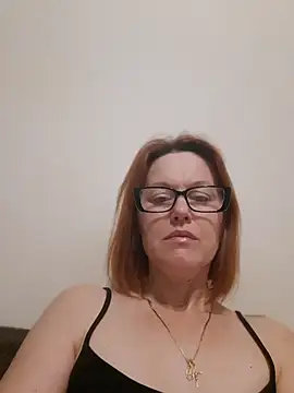 LanaOlbenst stripchat live cam model