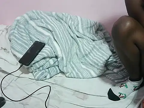 Pinkie_creamy stripchat live cam model
