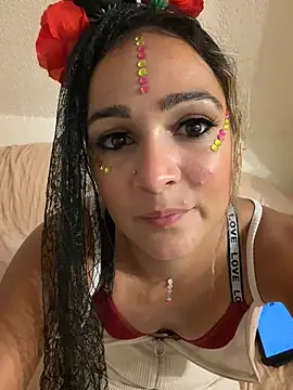 RosaItaliana1 stripchat live cam model