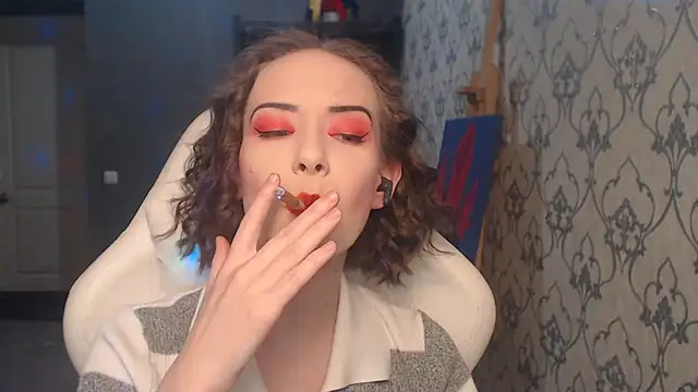 FascinatingEyess stripchat live cam model