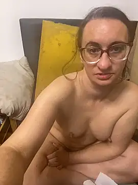 gloria7v05 stripchat live cam model