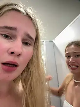 blonde_exe stripchat live cam model