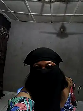 sweetgift stripchat live cam model
