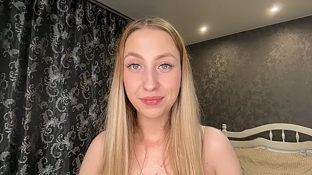 TheresaCyphert stripchat live cam model