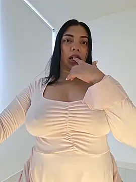 isabelateran stripchat live cam model