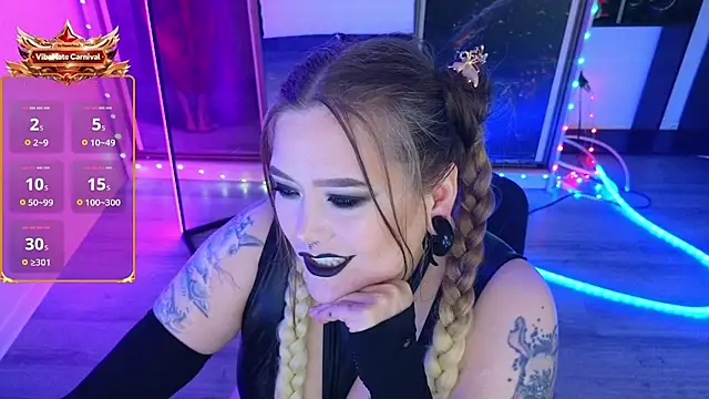 wickedxqueen stripchat live cam model