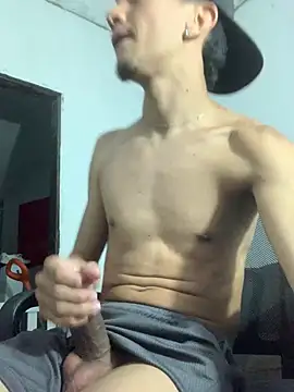 gabrielzinnnn085 stripchat live cam model