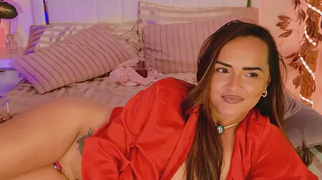 SiennaRosse stripchat live cam model