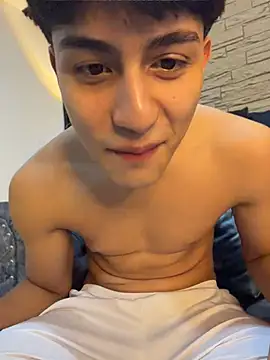 Lander_Cruz stripchat live cam model