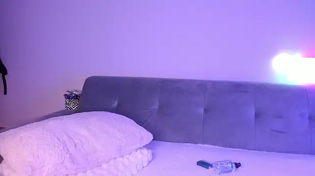 JessyyJ stripchat live cam model