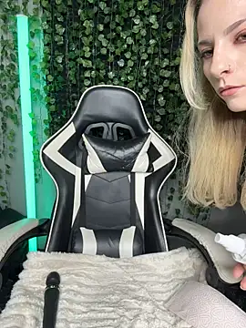 Eva_Kit stripchat live cam model