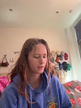 LilBongo1 stripchat live cam model