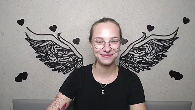 SteshaGlass stripchat live cam model
